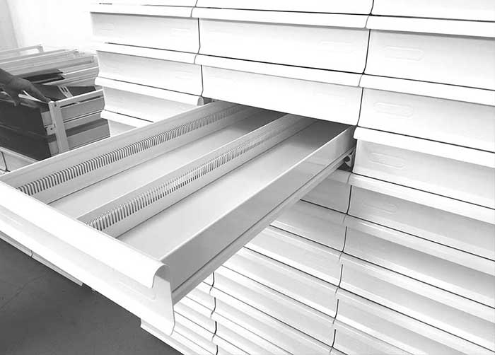 Shoptec Huwil fiókrendszer egy elválasztóval