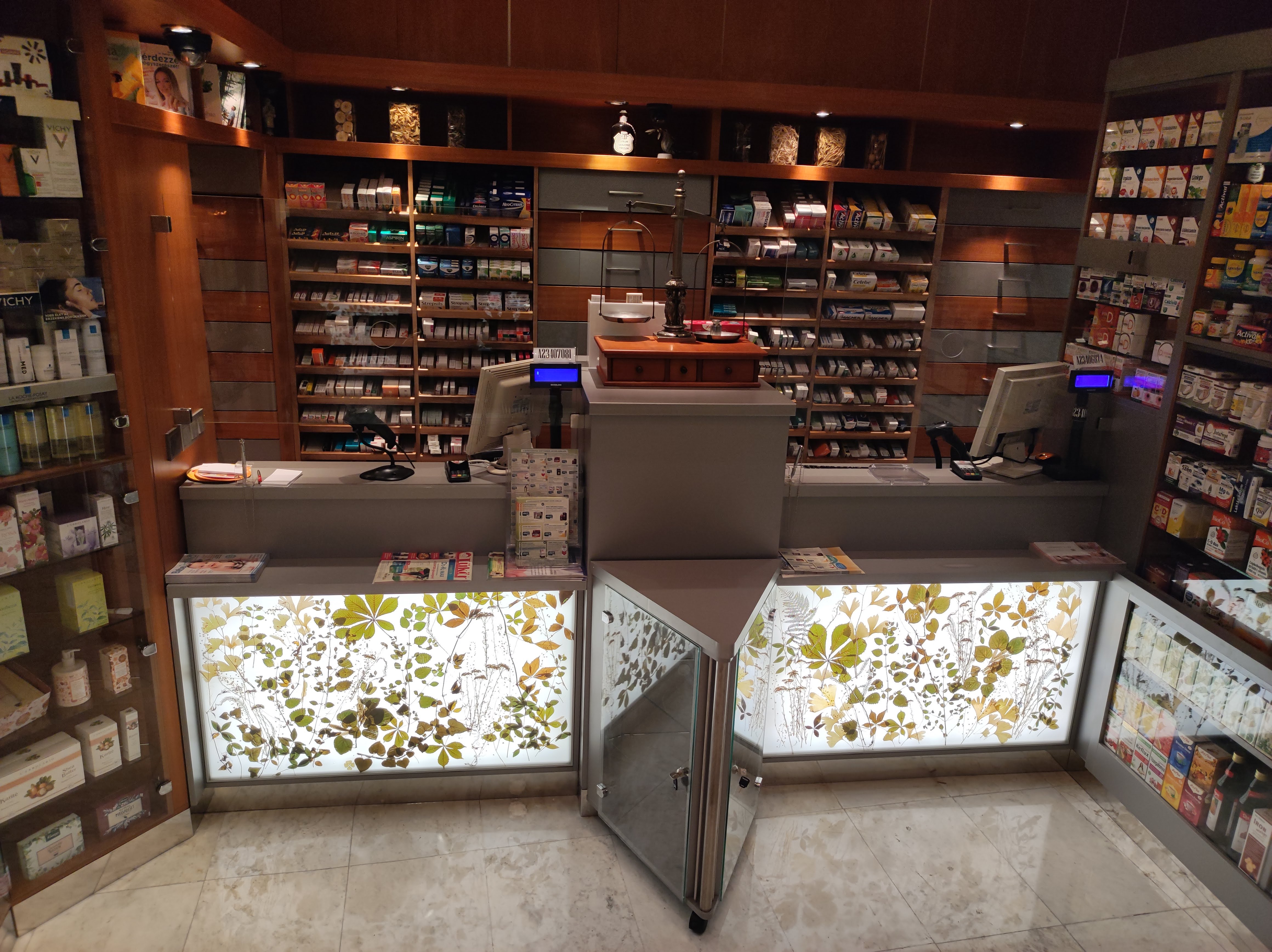 Pasarét Gyógyszertár referencia